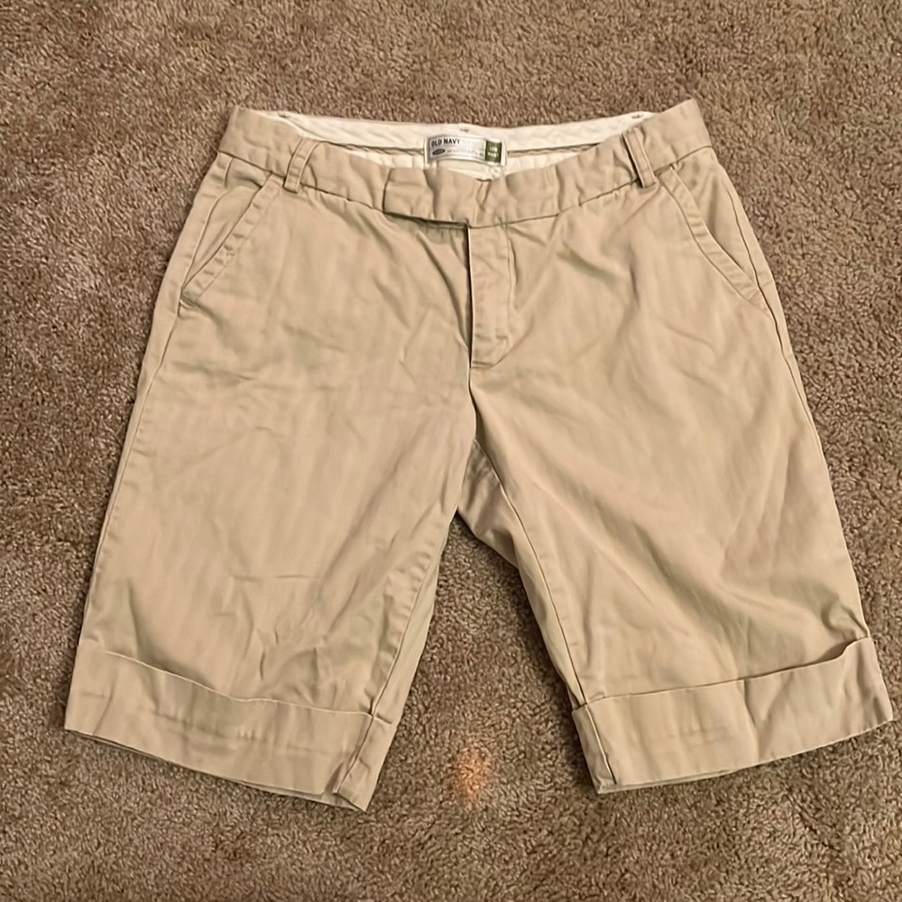 Old navy low waist khaki dress capris